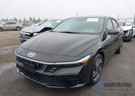 2025 Hyundai Elantra Sel Sport z USA, uszkodzony, nr VIN KMHLM4DG4SU053727